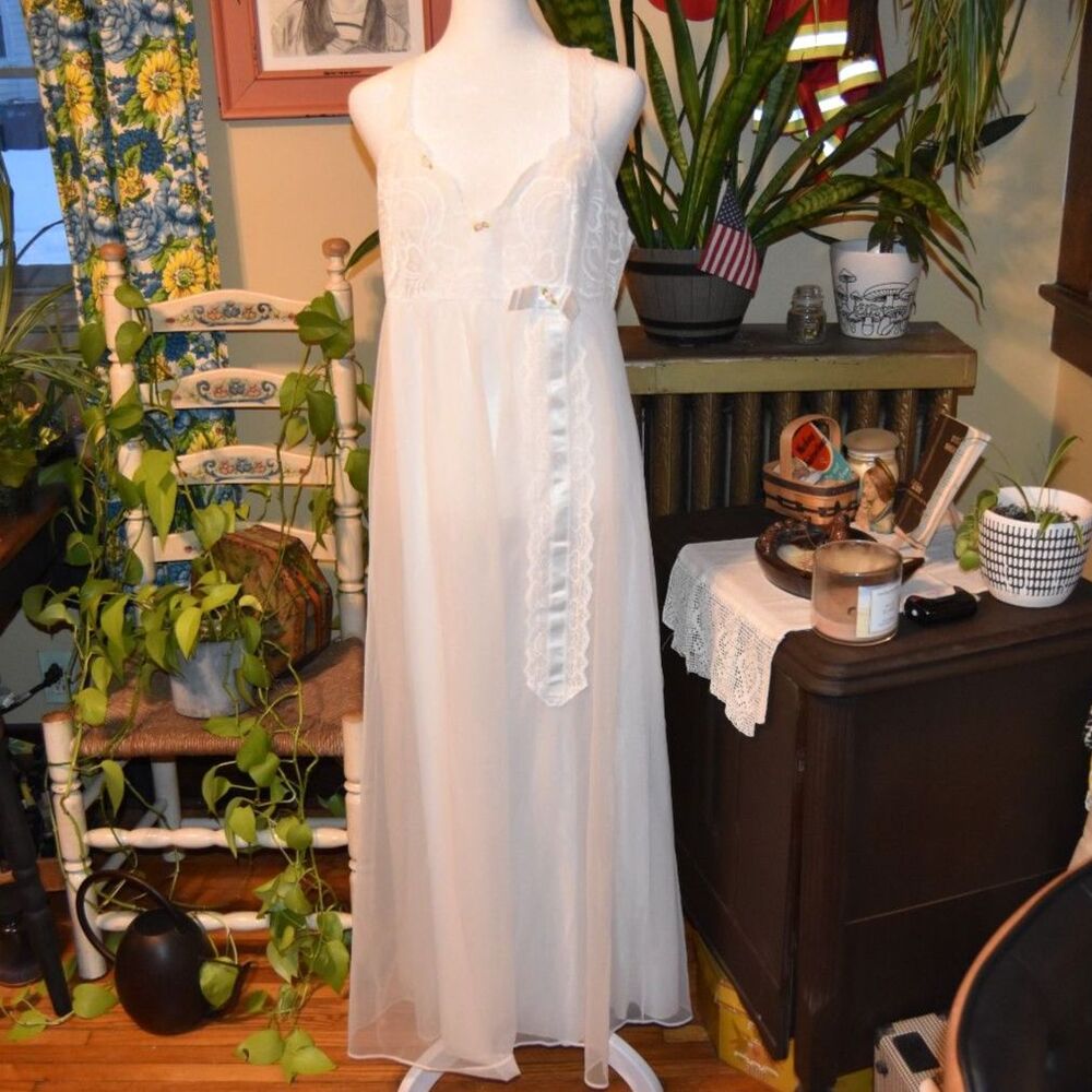 Vintage 1950s 1960s Shadowline Nylon Chiffon Overlay Ribbons & Lace White Medium